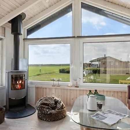 Holiday home In With Wifi *